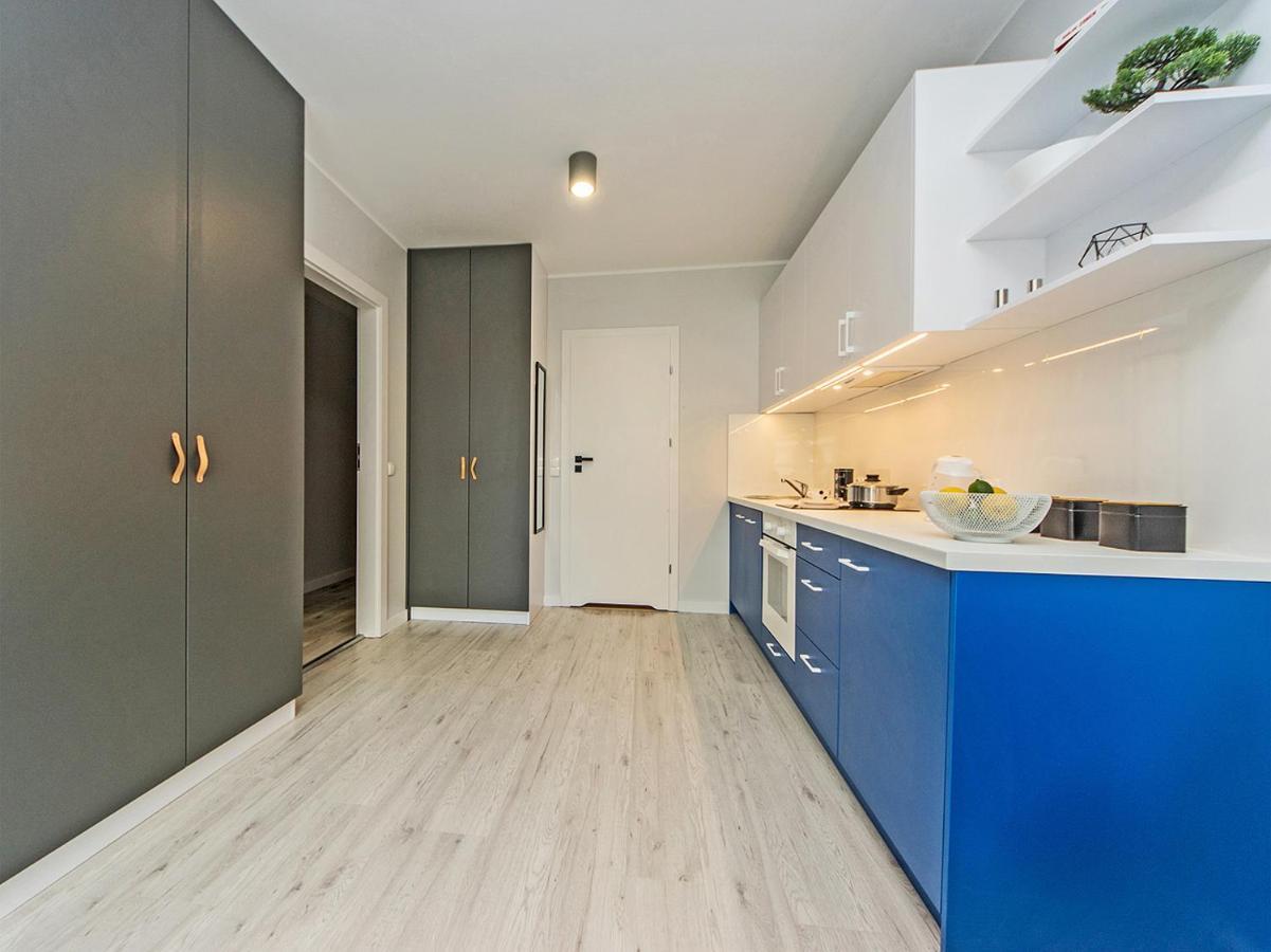 Glow Apartments, Dolny