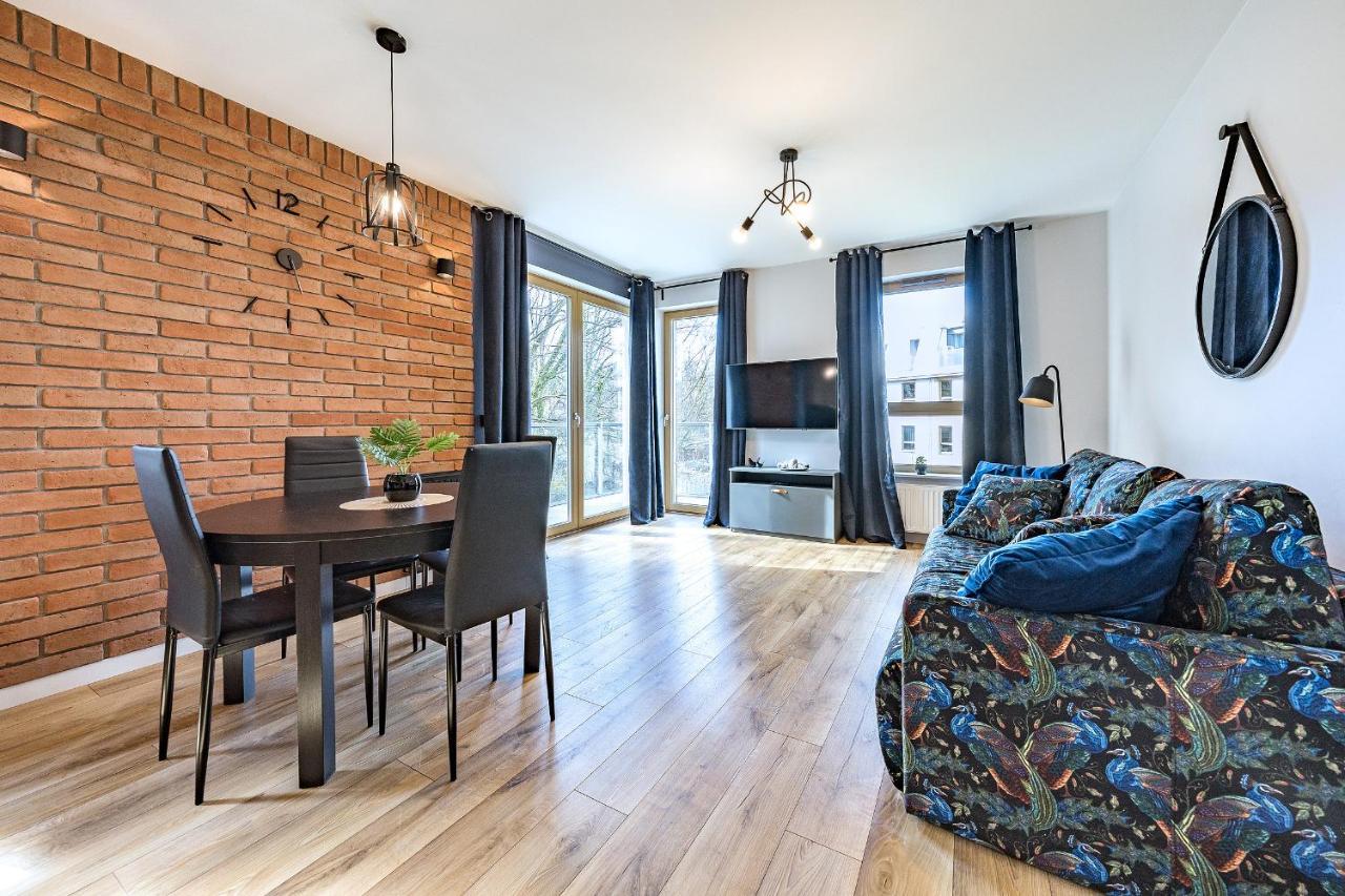 Апартаменти Glow Apartments, Dolny *