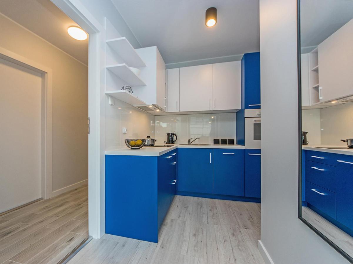 Glow Apartments, Dolny